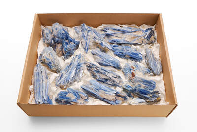 Kyanite Box