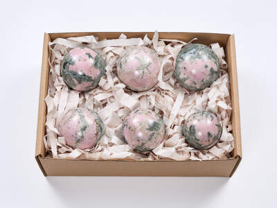 Thulite Sphere Box