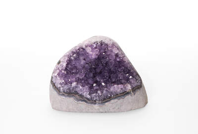 Ametyst drúza řez. základna leštěná UR